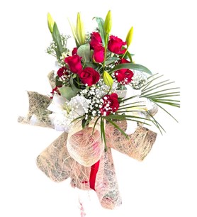 gül lilyum buketi, karaman çiçek, romantik hediye, özel gün 