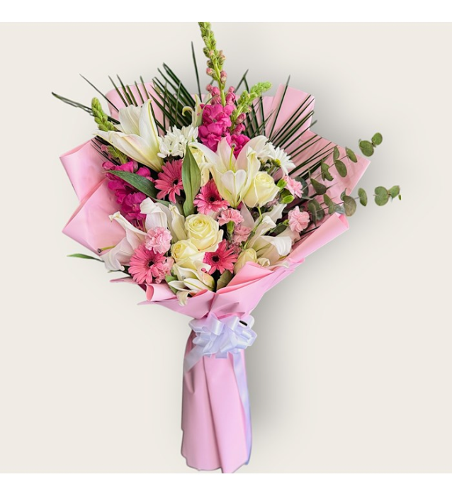 Pembe Aşk Buketi - Lilyum ve Güllerle Romantik Aranjman