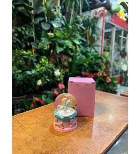 Atlı Karınca Kar Küresi